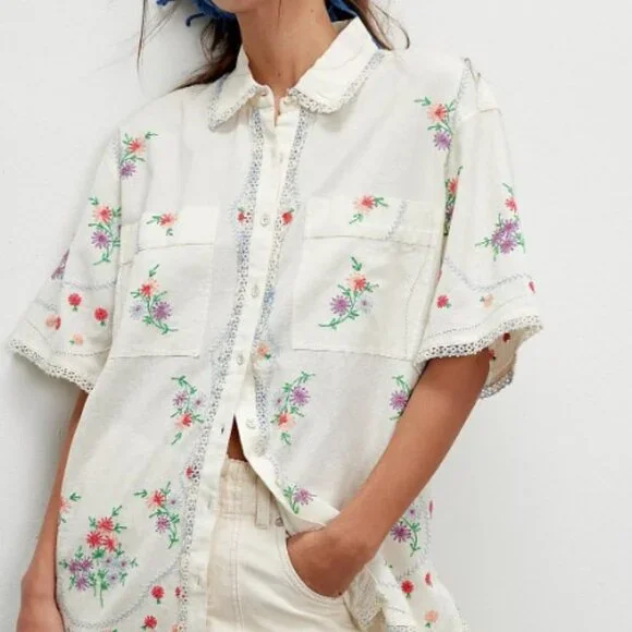 We The Free Emma Embroidered Top - Picture 1 of 7